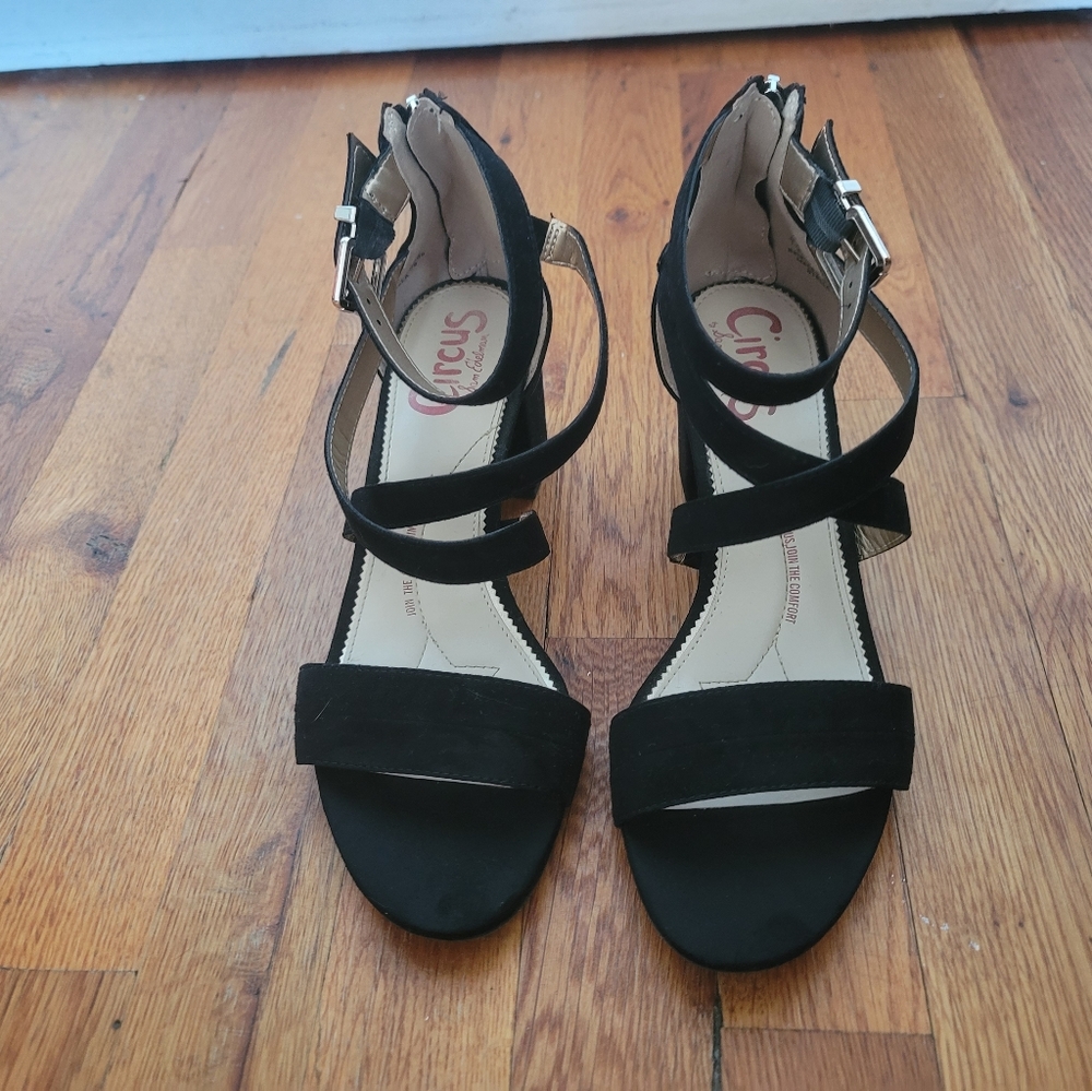 Woman's sandals